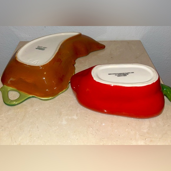 2 chili pepper dipping / serving bowls. Clay Art & Boston Warehouse. - Picture 8 of 12